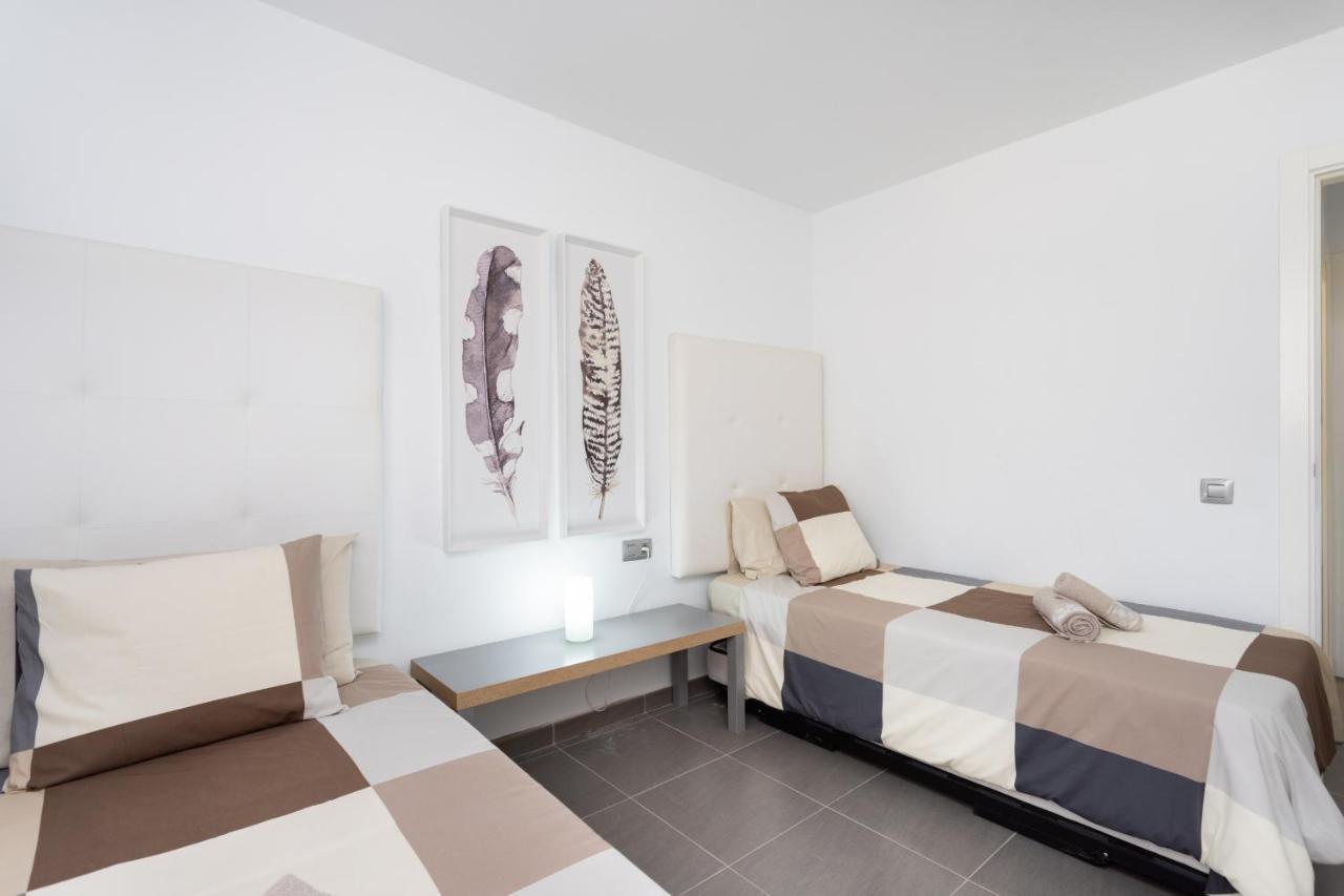 Ferienwohnung Frontline Penthouse With Heated Pool And Parking Los Cristianos  Exterior foto