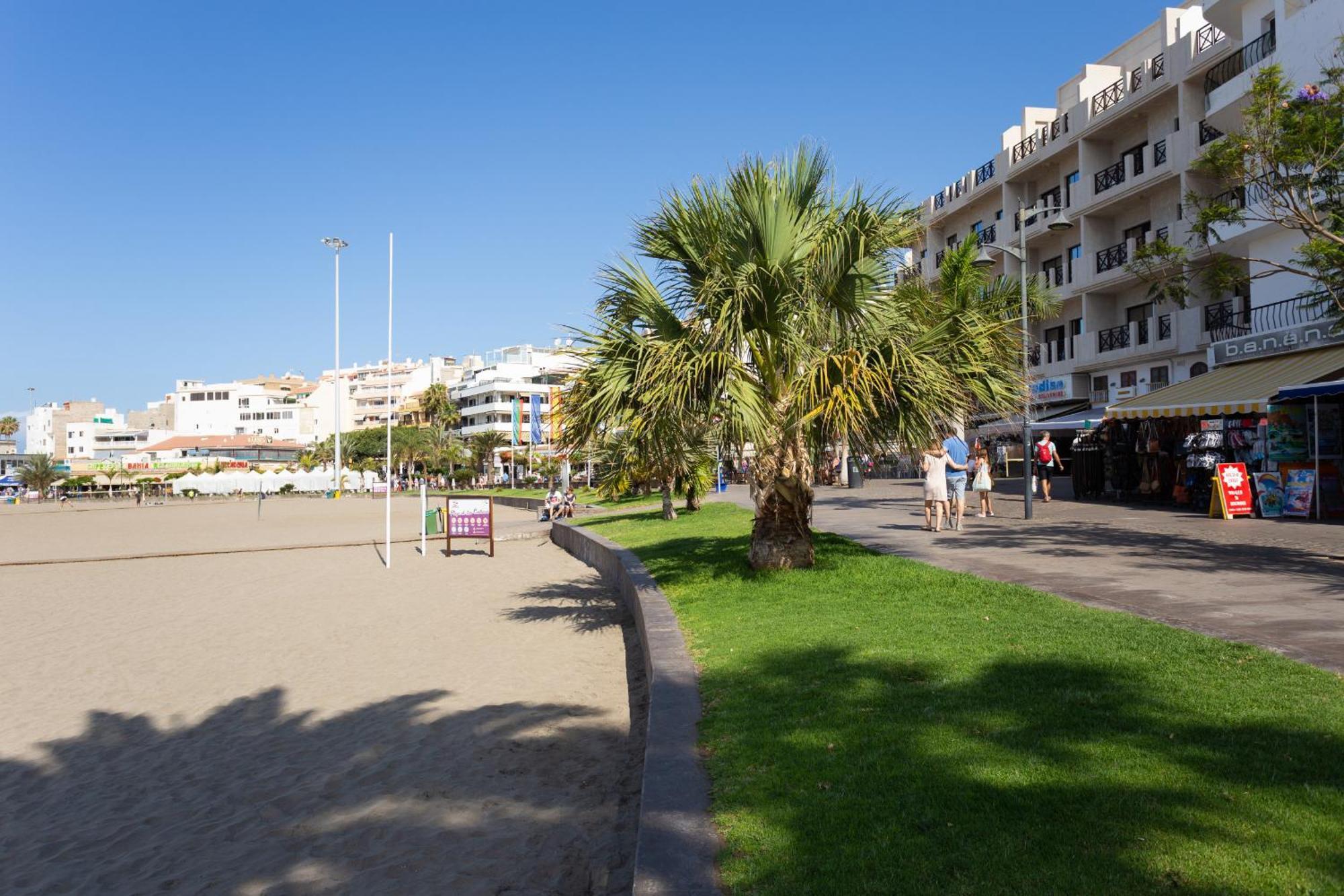 Ferienwohnung Frontline Penthouse With Heated Pool And Parking Los Cristianos  Exterior foto